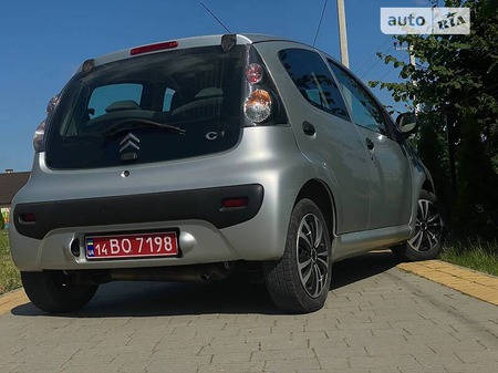 Citroen C1 2007  випуску Львів з двигуном 1 л бензин хэтчбек механіка за 1999 долл. 