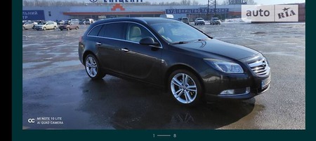 Opel Insignia 2010  випуску Ужгород з двигуном 2 л бензин універсал механіка за 9999 долл. 