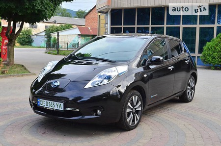 Nissan Leaf 2016  випуску Чернівці з двигуном 0 л електро хэтчбек автомат за 15499 долл. 