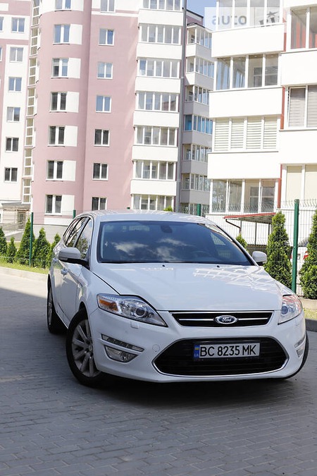 Ford Mondeo 2012  випуску Львів з двигуном 2 л бензин універсал автомат за 7200 долл. 