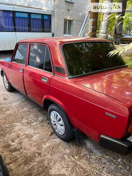 Lada 2105 1995  випуску Дніпро з двигуном 1.5 л бензин седан  за 1500 долл. 
