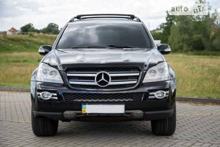 Mercedes-Benz GL 550 2006  випуску Львів з двигуном 0 л бензин позашляховик автомат за 14000 долл. 