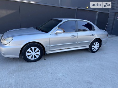 Hyundai Sonata 2002  випуску Київ з двигуном 2 л  седан механіка за 3150 долл. 