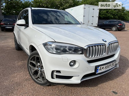 BMW X5 2014  випуску Житомир з двигуном 2 л дизель позашляховик автомат за 29500 долл. 