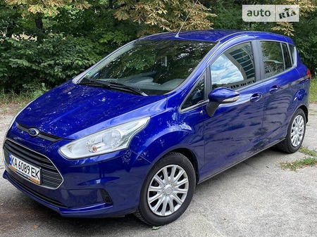 Ford B-Max 2013  випуску Київ з двигуном 1 л бензин хэтчбек  за 6499 долл. 