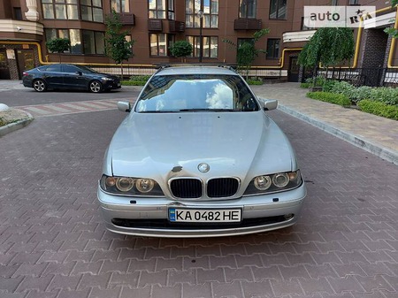 BMW 530 2003  випуску Київ з двигуном 3 л бензин універсал механіка за 6999 долл. 