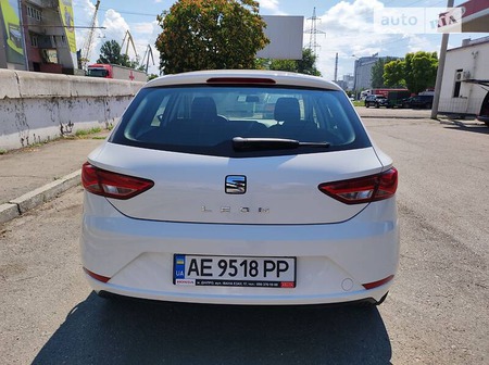 Seat Leon 2019  випуску Дніпро з двигуном 1.4 л бензин хэтчбек механіка за 12000 долл. 