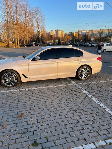 BMW 540 2019  випуску Львів з двигуном 3 л бензин седан автомат за 45000 долл. 