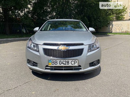 Chevrolet Cruze 2011  випуску Київ з двигуном 1.8 л бензин седан механіка за 8100 долл. 