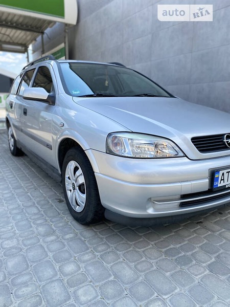 Opel Astra 2000  випуску Івано-Франківськ з двигуном 1.6 л бензин універсал механіка за 3700 долл. 