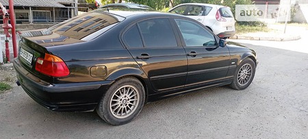 BMW 318 1999  випуску Одеса з двигуном 1.9 л бензин седан механіка за 4100 долл. 