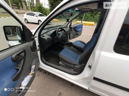 Opel Combo Life 2009  випуску Київ з двигуном 1.3 л дизель мінівен механіка за 4500 долл. 