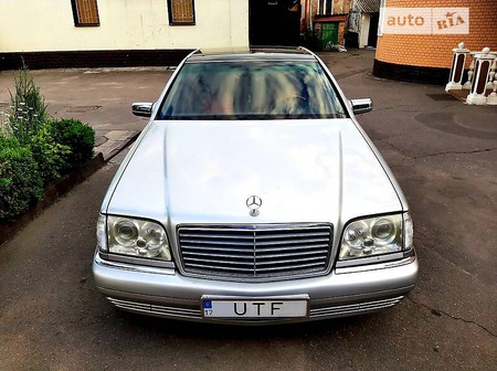 Mercedes-Benz S 280 1996  випуску Полтава з двигуном 2.8 л  седан автомат за 9700 долл. 