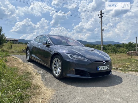 Tesla S 2016  випуску Київ з двигуном 0 л електро седан автомат за 35500 долл. 