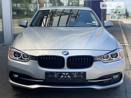 BMW 320 2016  випуску Запоріжжя з двигуном 2 л бензин седан автомат за 14500 долл. 