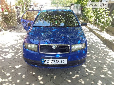 Skoda Fabia 2004  випуску Ужгород з двигуном 1.2 л бензин седан механіка за 2850 долл. 