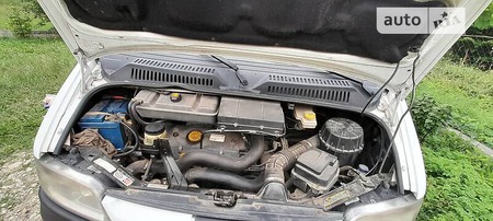 Peugeot Boxer 2006  випуску Львів з двигуном 2.8 л дизель  механіка за 5500 долл. 
