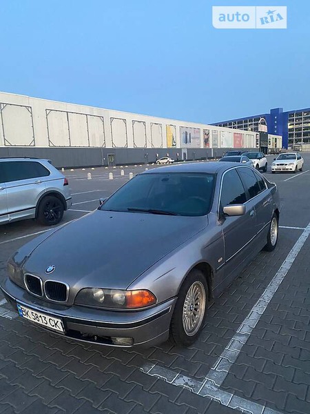 BMW 525 1996  випуску Київ з двигуном 2.5 л бензин седан механіка за 3500 долл. 