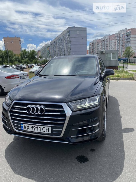 Audi Q7 2018  випуску Полтава з двигуном 3 л бензин позашляховик автомат за 46000 долл. 