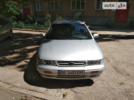 KIA Sephia 1994  випуску Миколаїв з двигуном 1.6 л  седан механіка за 3000 долл. 