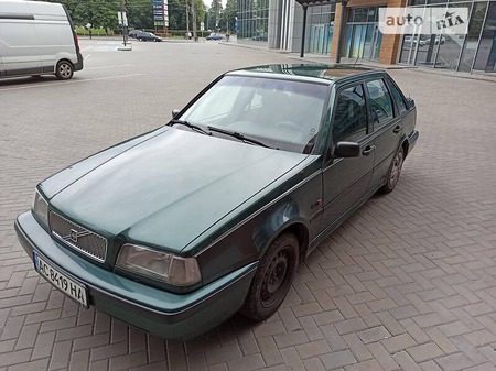 Volvo 440 1992  випуску Луцьк з двигуном 1.8 л бензин хэтчбек механіка за 2400 долл. 