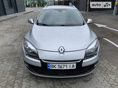 Renault Megane 2012  випуску Київ з двигуном 1.5 л дизель універсал механіка за 7799 долл. 