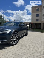 Volvo V90 Cross Country 2020 Харків 2 л  універсал автомат к.п.