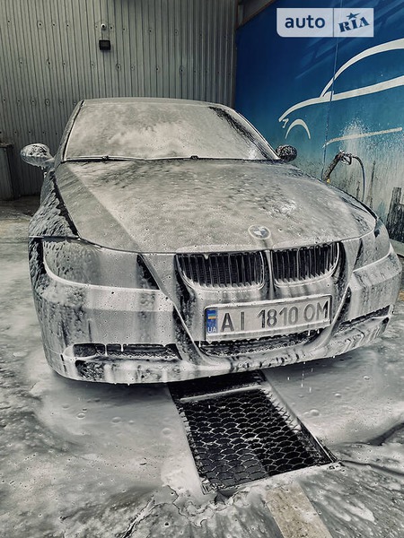 BMW 318 2006  випуску Київ з двигуном 2 л бензин седан механіка за 7000 долл. 