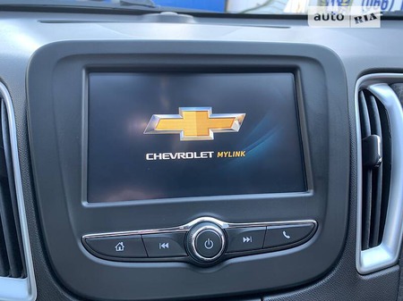 Chevrolet Malibu 2017  випуску Київ з двигуном 1.5 л бензин седан автомат за 12200 долл. 
