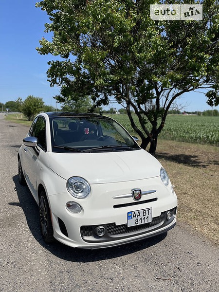 Fiat 500 2018  випуску Полтава з двигуном 1.4 л бензин хэтчбек автомат за 14000 долл. 