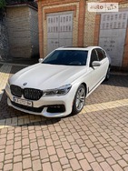 BMW 750 2017 Київ 4.4 л  седан автомат к.п.