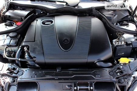 Mercedes-Benz C 200 2003  випуску Вінниця з двигуном 2.1 л дизель універсал автомат за 6500 долл. 