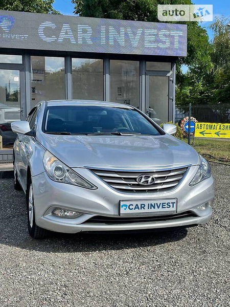 Hyundai Sonata 2012  випуску Київ з двигуном 2 л газ седан автомат за 6700 долл. 