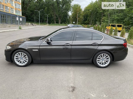 BMW 520 2015  випуску Вінниця з двигуном 2 л дизель седан автомат за 21000 долл. 