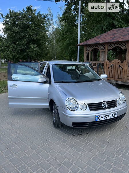 Volkswagen Polo 2005  випуску Чернівці з двигуном 1.2 л бензин седан механіка за 4100 долл. 