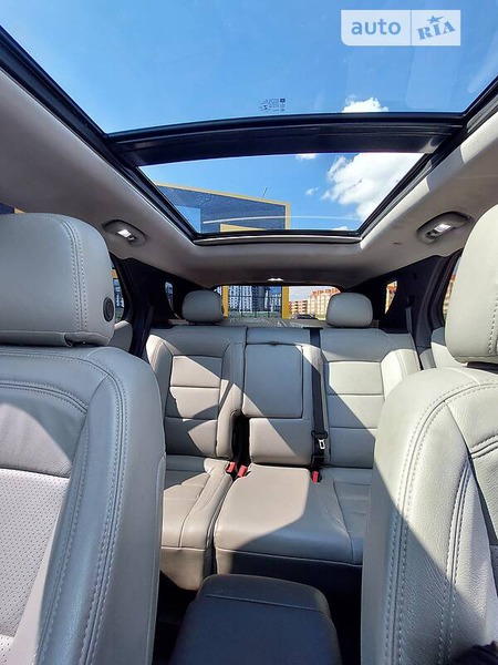 Chevrolet Equinox 2017  випуску Київ з двигуном 1.5 л бензин позашляховик автомат за 16500 долл. 