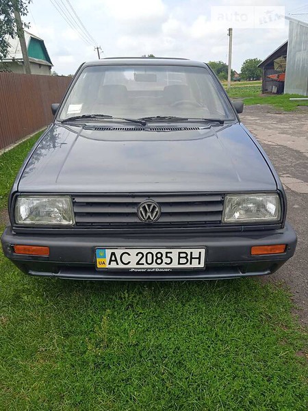 Volkswagen Jetta 1986  випуску Луцьк з двигуном 1.6 л  седан  за 1400 долл. 