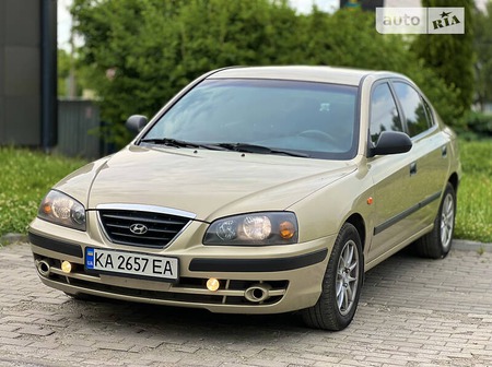 Hyundai Elantra 2005  випуску Дніпро з двигуном 1.6 л  седан автомат за 3900 долл. 