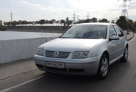 Volkswagen Jetta 2003  випуску Київ з двигуном 1.8 л бензин седан механіка за 170000 грн. 