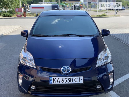 Toyota Prius 2009  випуску Дніпро з двигуном 1.8 л бензин хэтчбек автомат за 9699 долл. 