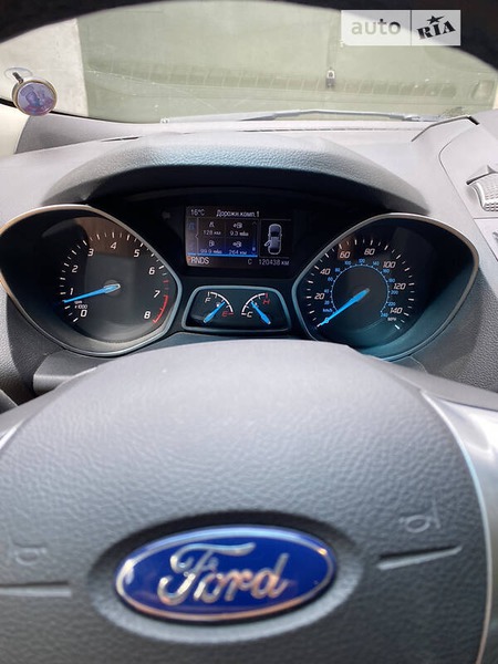 Ford Escape 2014  випуску Хмельницький з двигуном 1.6 л бензин позашляховик автомат за 13900 долл. 