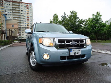 Ford Escape 2008  випуску Київ з двигуном 2.3 л гібрид позашляховик автомат за 9900 долл. 