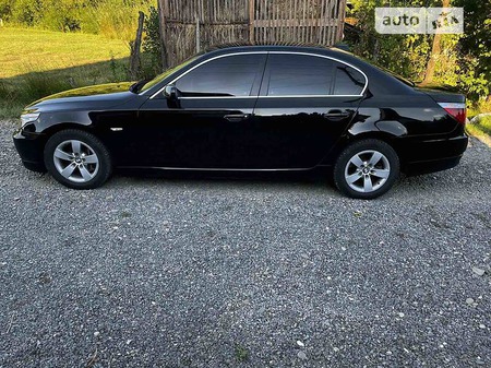 BMW 520 2009  випуску Ужгород з двигуном 2 л дизель седан автомат за 9500 долл. 