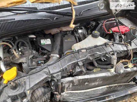 Renault Kangoo 2011  випуску Кропивницький з двигуном 1.5 л дизель мінівен механіка за 2100 долл. 