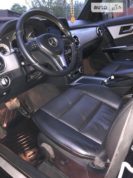 Mercedes-Benz GLK 220 2014  випуску Ужгород з двигуном 2.2 л дизель позашляховик автомат за 19000 долл. 