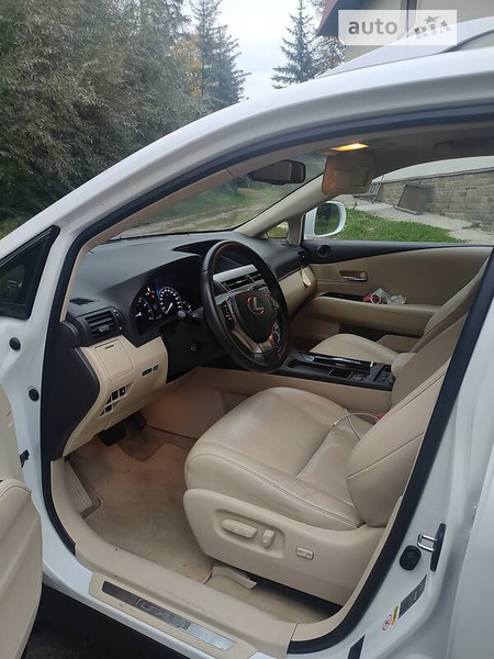 Lexus RX 270 2013  випуску Вінниця з двигуном 2.7 л бензин позашляховик автомат за 20600 долл. 