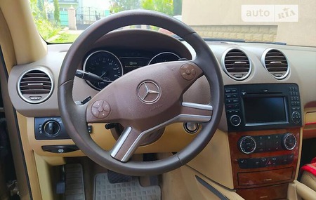 Mercedes-Benz ML 350 2008  випуску Івано-Франківськ з двигуном 3.5 л  позашляховик автомат за 12000 долл. 