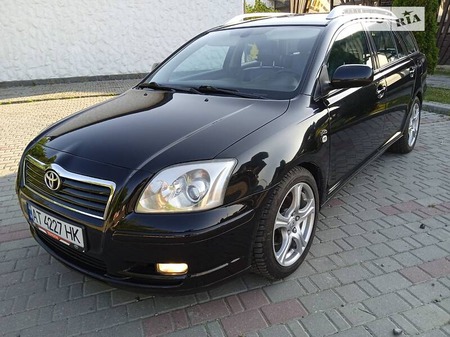 Toyota Avensis 2006  випуску Івано-Франківськ з двигуном 2.2 л дизель універсал механіка за 5999 долл. 