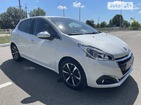 Peugeot 208 2018 Киев 1.2 л  хэтчбек автомат к.п.