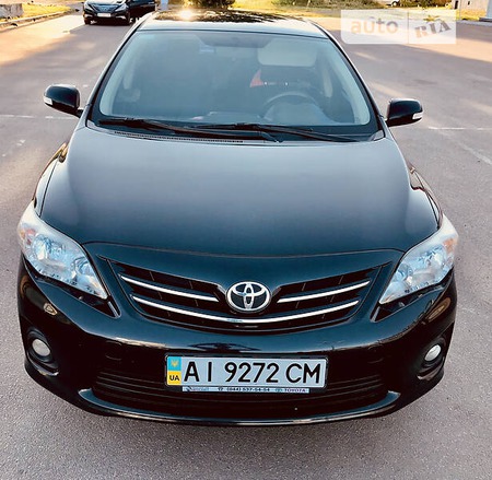 Toyota Corolla 2011  випуску Київ з двигуном 1.6 л бензин седан механіка за 8900 долл. 